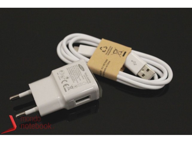 Alimentatore USB 5V 2A + Cavo Dati Micro USB ORIGINALE Samsung Galaxy (BIANCO) Alimentatore USB 5V 2A + Cavo Dati Micro USB ORIGINALE Samsung Galaxy (BIANCO)