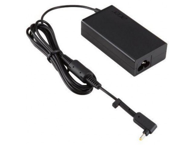 Acer ADAPTOR 45W_3PHY 19V BLACK EU AND UK POWER CORD Acer ADAPTOR 45W_3PHY 19V BLACK EU AND UK POWER CORD